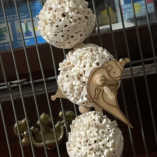 Triple Round Hollow Ball Hanging Gnaw Garland with Carved Bird Ornament